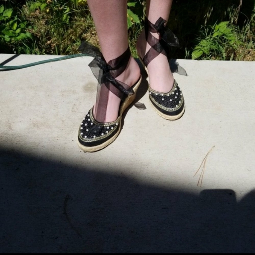 🛑2 for $15🛑Jelly Bean Espadrilles size 6.5 EUC